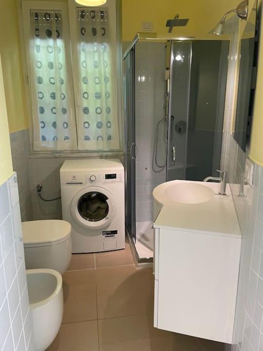 Ocean View Villa With Fast Wi-Fi And Elevator To Town Levanto Kültér fotó