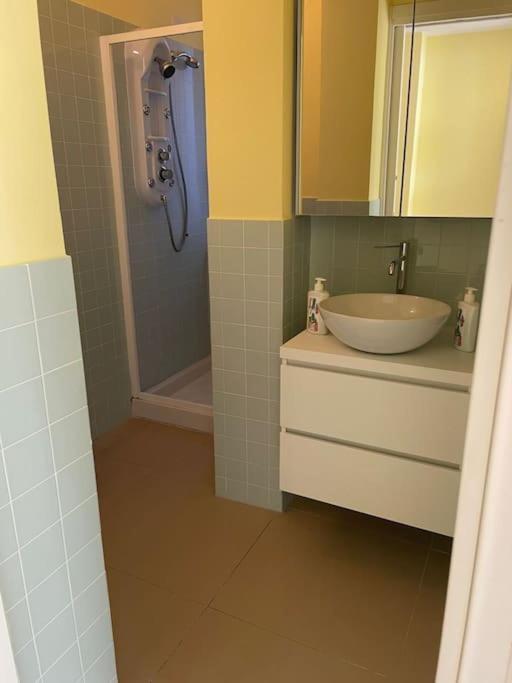 Ocean View Villa With Fast Wi-Fi And Elevator To Town Levanto Kültér fotó